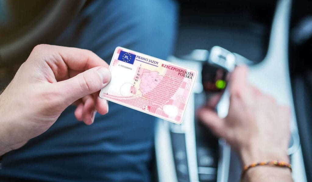 Процесс регистрации авто