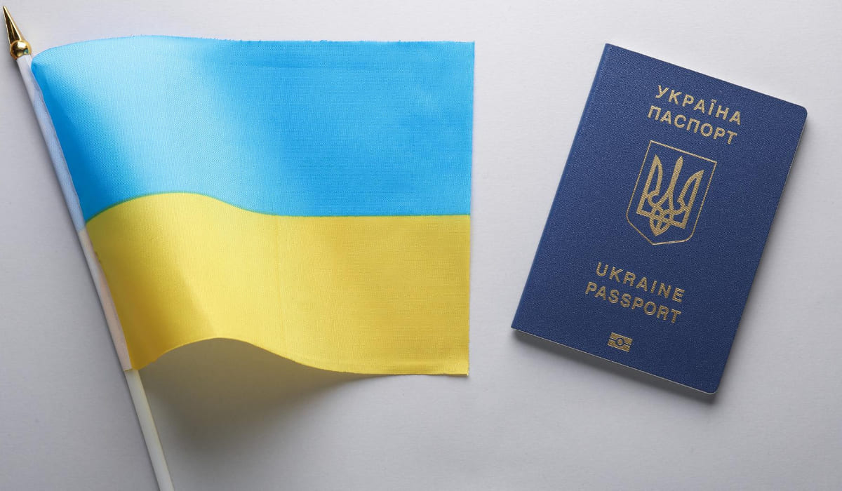 Паспорт для регистрации новорожденного ребенка в консульстве Украины