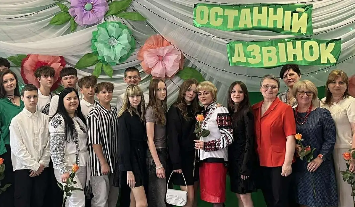 Фото зі школи для українців «Материнка» ім. Д. Павличка