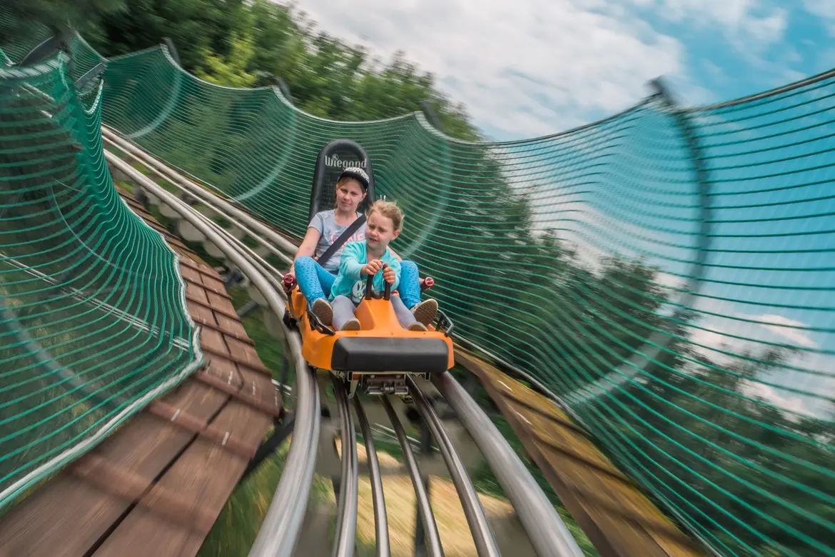 Гірка типу американська 