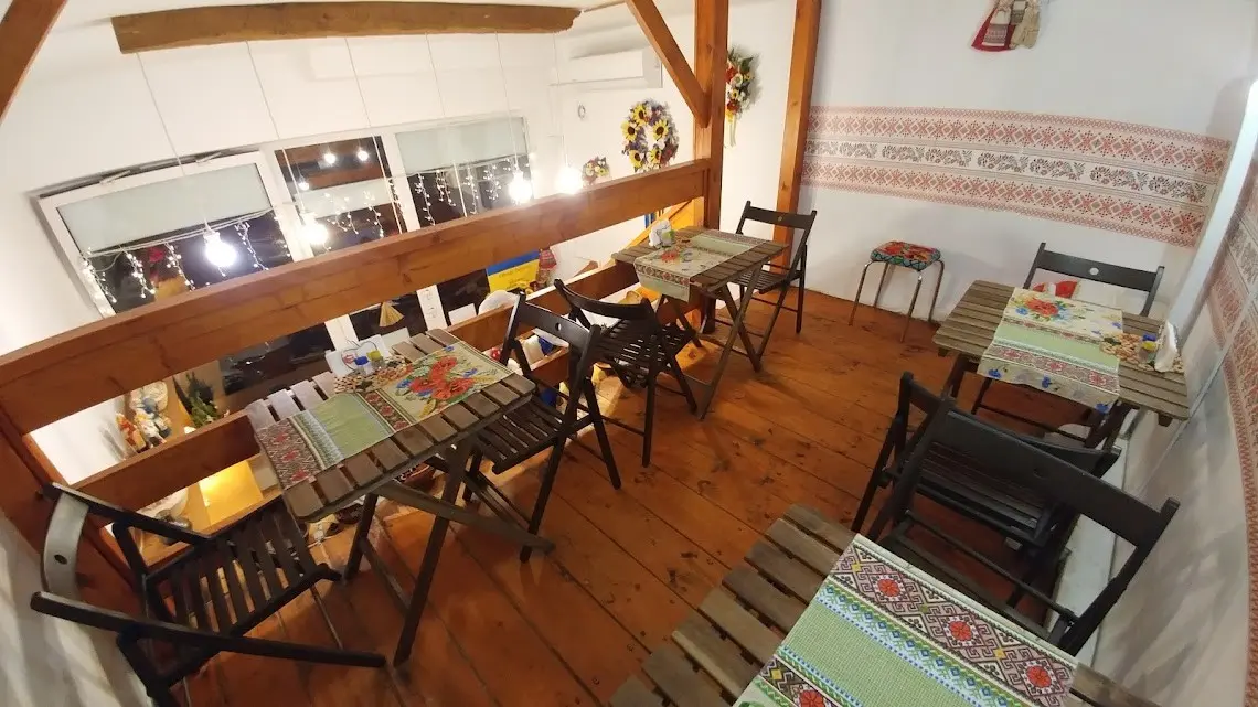 Ресторан У валентини всередині